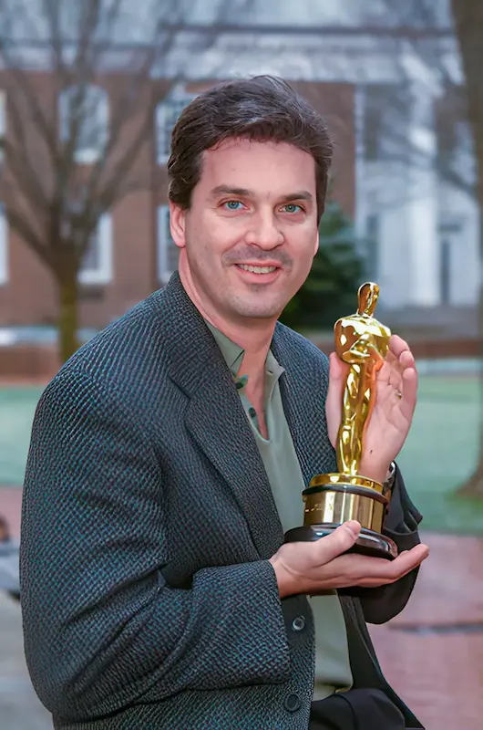 Portrait of Mark Lasoff
